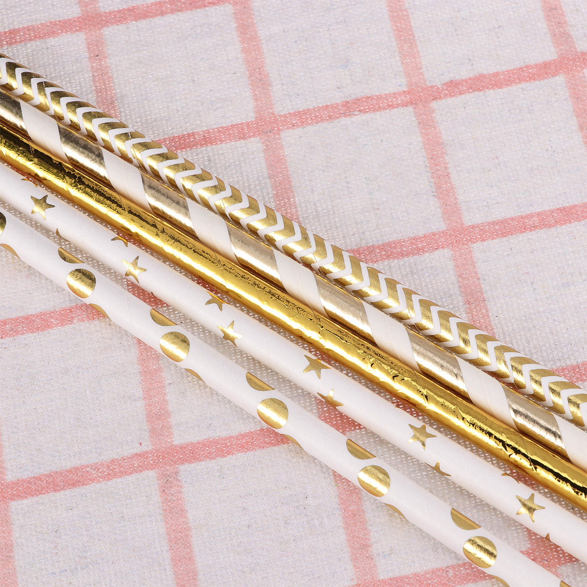 50Pcs Love Heart Paper Straws  - Paper Straw Color review and price