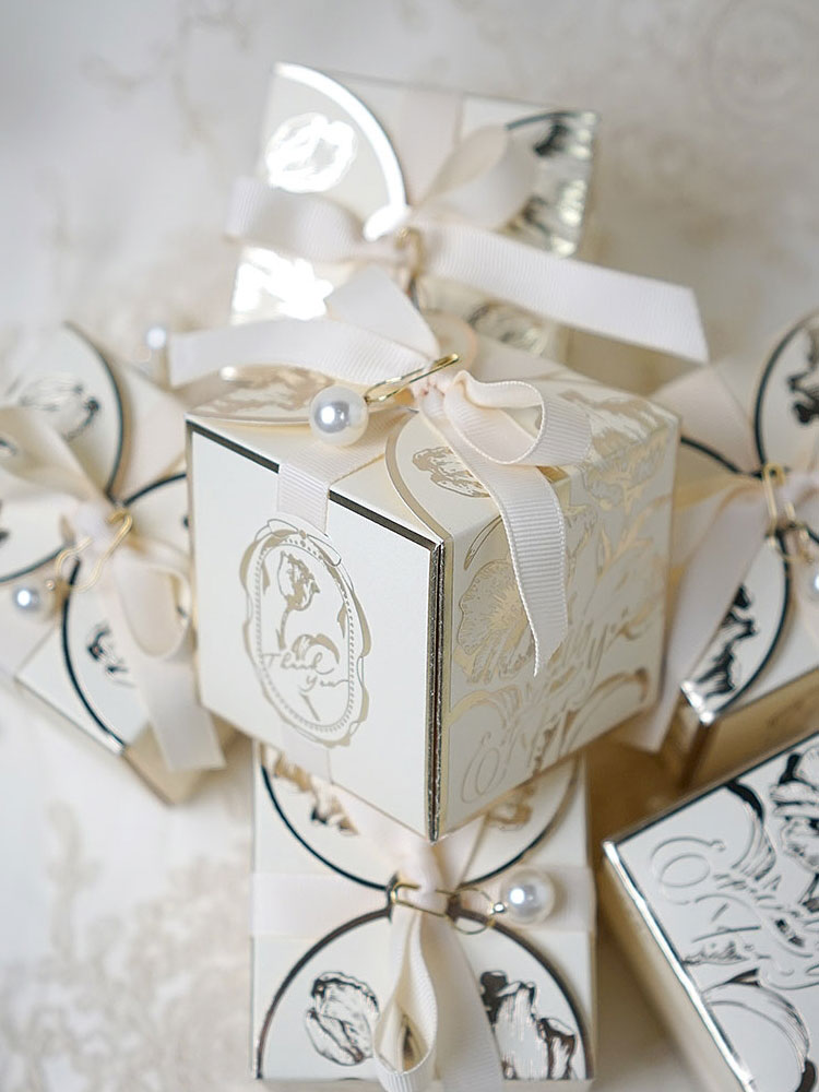 Square Paper Gift Boxes with R - Event Party Box review and price